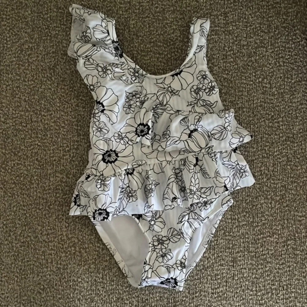 Janie and Jack Black and White Floral Ruffle Swimsuit 3-6M, 6-12M, 12-18M